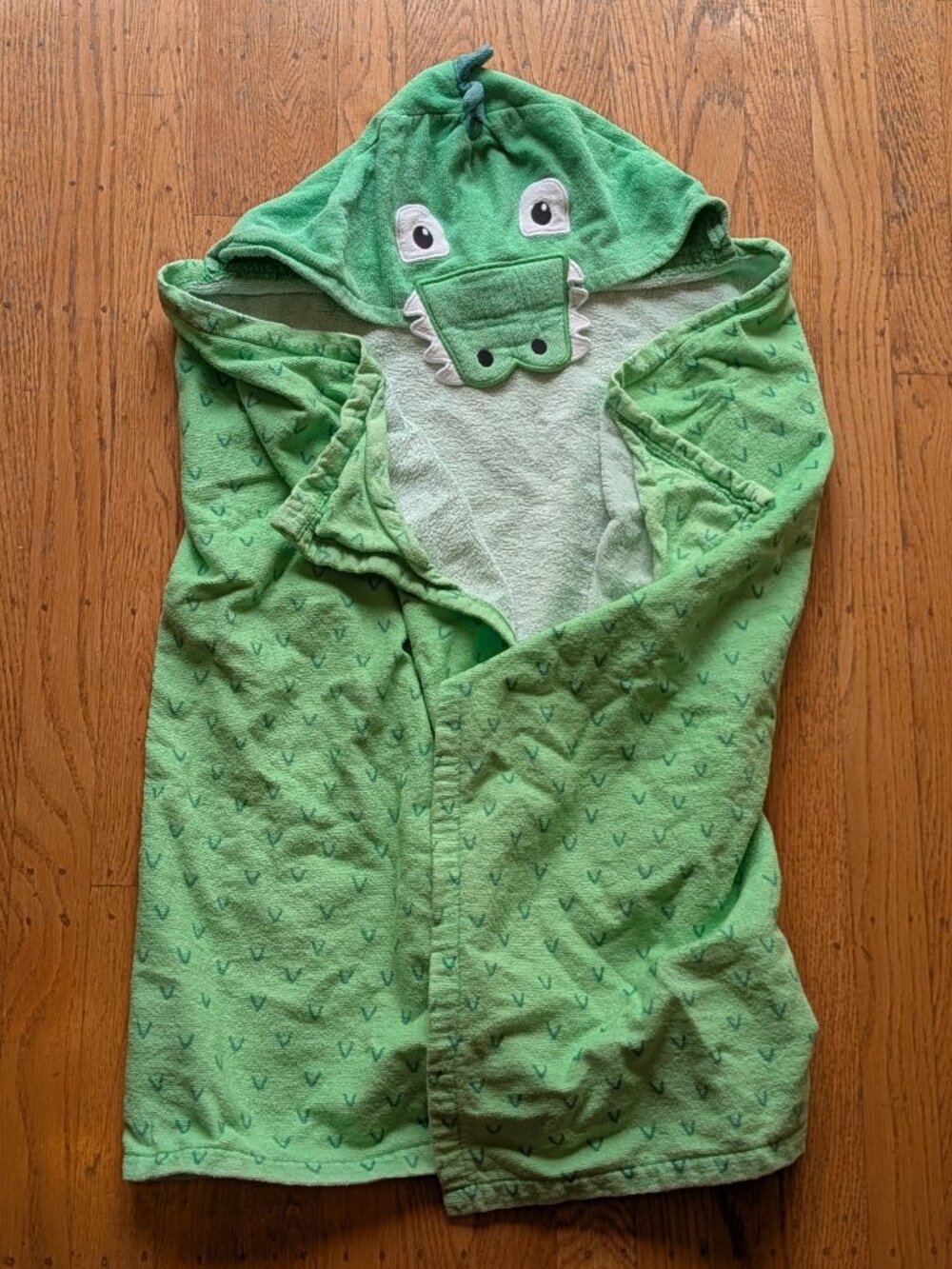 Alligator Hooded Towel
